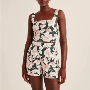 Abercrombie Linen Blend Set